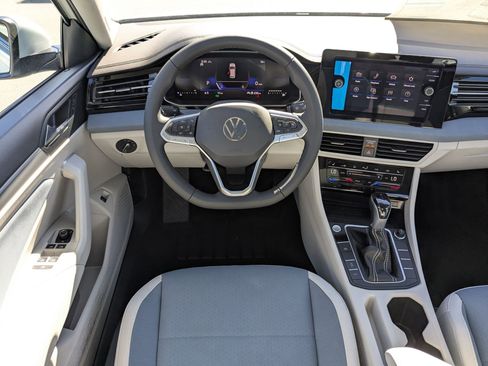 New 2026 Volkswagen Jetta SE image 29