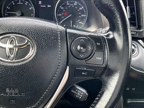 Used 2018 Toyota RAV4 XLE image 14