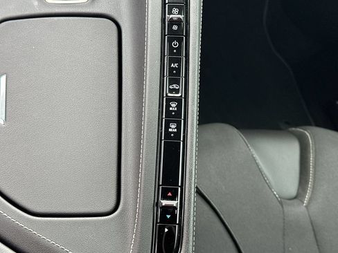 Used 2022 Chevrolet Corvette Stingray Coupe w/ Battery Protection Package RWD image 27