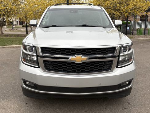 Used 2016 Chevrolet Suburban LT image 6