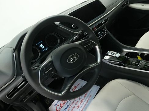 Used 2023 Hyundai Sonata SEL image 13
