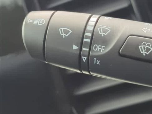 Used 2024 GMC Sierra 1500 SLT image 26