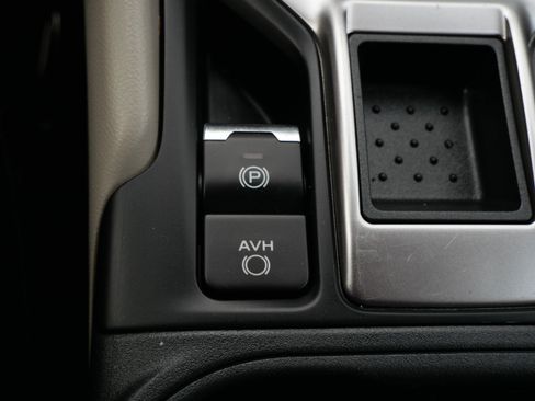 Used 2023 Subaru Forester AWD/4WD image 31