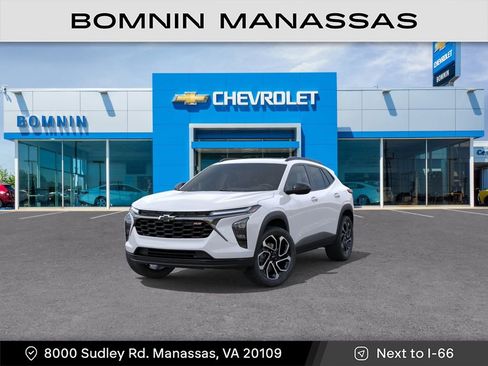 New 2026 Chevrolet Trax RS w/ Sunroof Package FWD image 1