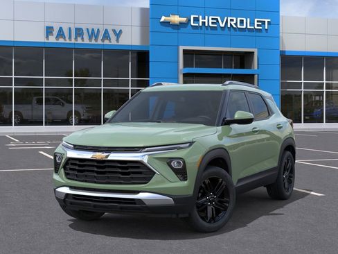 New 2026 Chevrolet TrailBlazer LT w/ Convenience Package AWD/4WD image 6