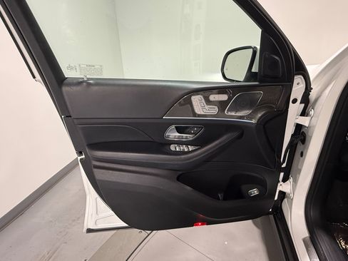Used 2020 Mercedes-Benz GLE 450 4MATIC w/ Premium Package image 14