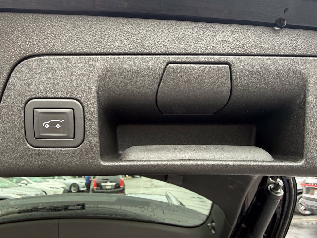 Used 2025 Buick Envision Sport Touring AWD/4WD image 19