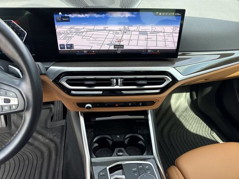 Used 2023 BMW 330i Sedan w/ Premium Package RWD image 31