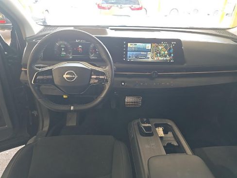 Used 2023 Nissan Ariya AWD image 8