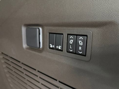 New 2026 GMC Yukon XL Elevation w/ Elevation Premium Package image 35