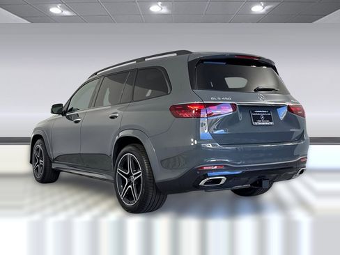Used 2026 Mercedes-Benz GLS 450 4MATIC image 3