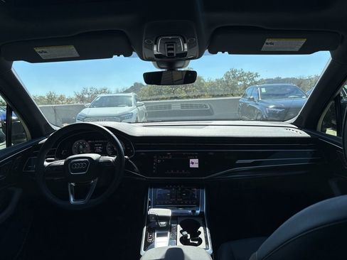 Used 2026 Audi Q7 3.0T Premium Plus image 19