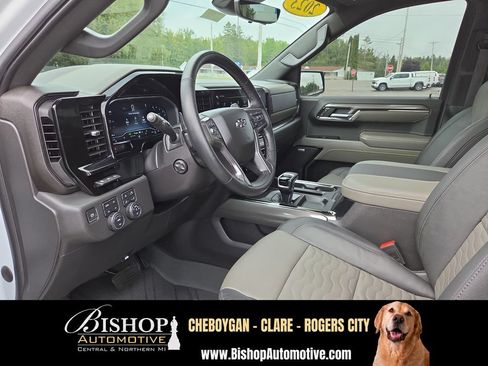 Used 2023 Chevrolet Silverado 1500 ZR2 w/ Technology Package AWD/4WD image 12