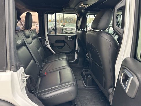 Used 2021 Jeep Wrangler Unlimited Sport image 21