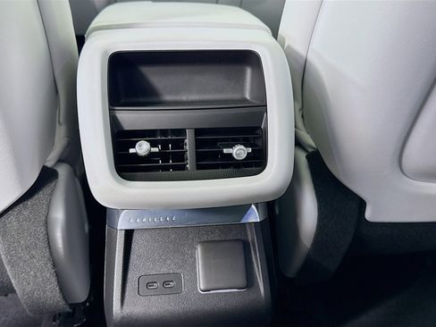 Used 2024 Cadillac Lyriq Sport AWD/4WD image 27