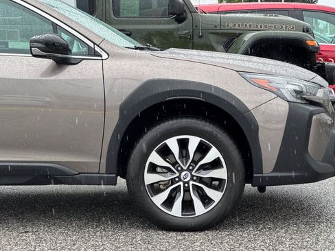 Used 2023 Subaru Outback Limited AWD/4WD image 34