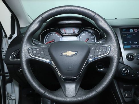 Used 2016 Chevrolet Cruze LT w/ Sun And Sound Package image 22
