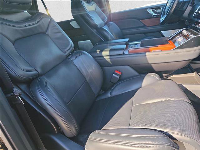 Used 2024 Lincoln Navigator Reserve AWD/4WD image 20