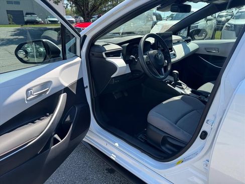 Used 2023 Toyota Corolla SE FWD image 13