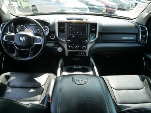 Used 2022 RAM 1500 Laramie AWD/4WD image 10