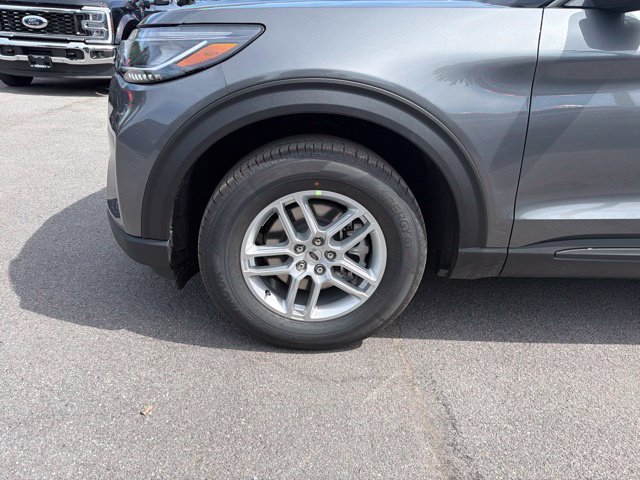 Used 2027 Ford Explorer Active AWD/4WD image 49