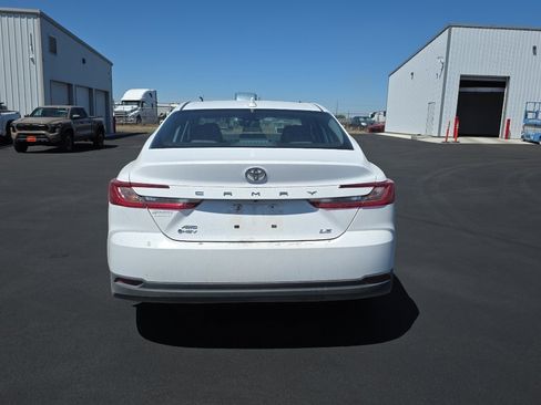 Used 2025 Toyota Camry LE AWD/4WD image 7