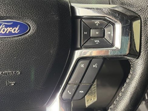 Used 2015 Ford F150 XLT w/ Equipment Group 302A Luxury image 18