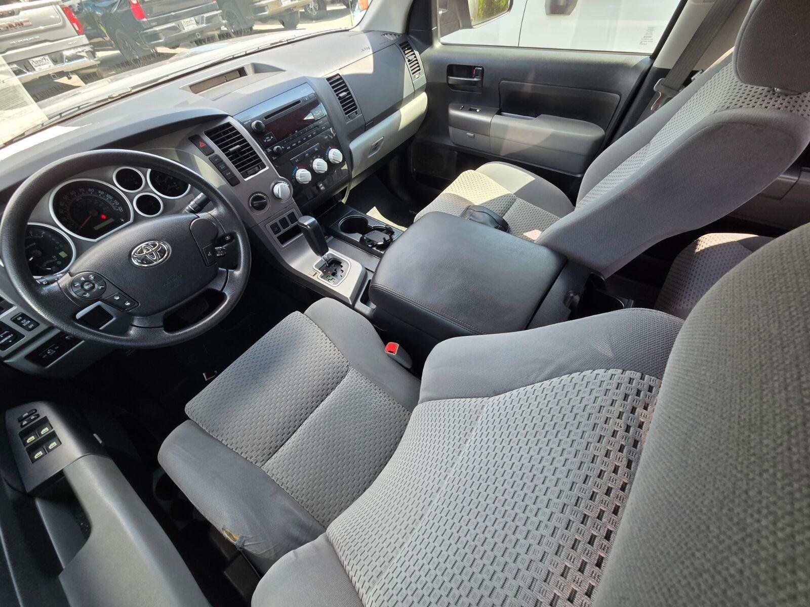 Used 2013 Toyota Tundra 4x4 Double Cab w/ TRD Off-Road Pkg image 11