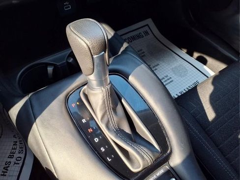 Used 2024 Honda HR-V LX image 21