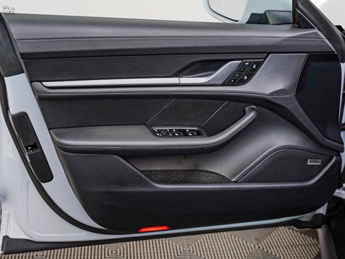 Certified 2025 Porsche Taycan image 24