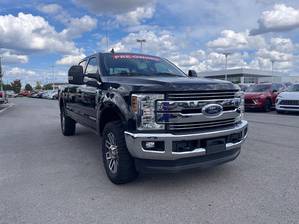 Used 2019 Ford F250 Lariat w/ Lariat Ultimate Package AWD/4WD image 3
