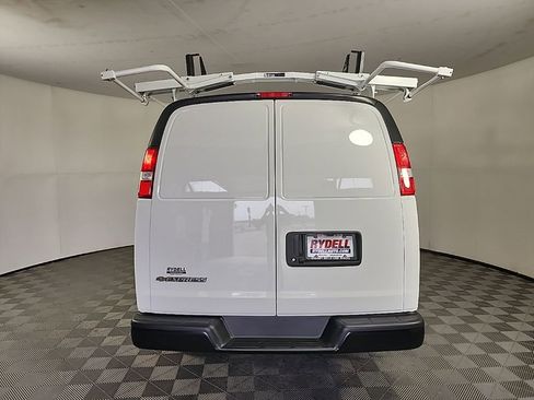 New 2025 Chevrolet Express 3500 w/ Driver Convenience Package image 9