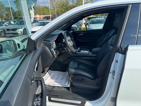 Used 2019 Audi Q8 Prestige AWD/4WD image 11