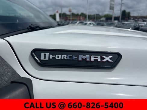 Used 2025 Toyota 4Runner Trailhunter AWD/4WD image 5