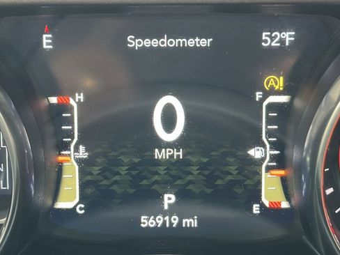 Used 2022 Jeep Gladiator Mojave w/ Cold Weather Group image 16