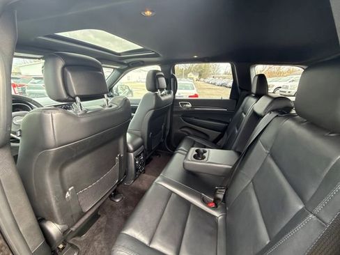 Used 2018 Jeep Grand Cherokee Limited AWD/4WD image 39
