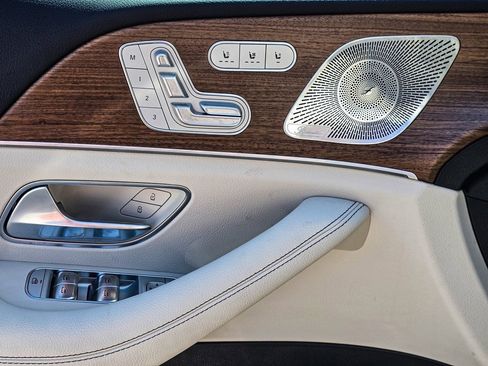 New 2026 Mercedes-Benz GLS 450 4MATIC image 12