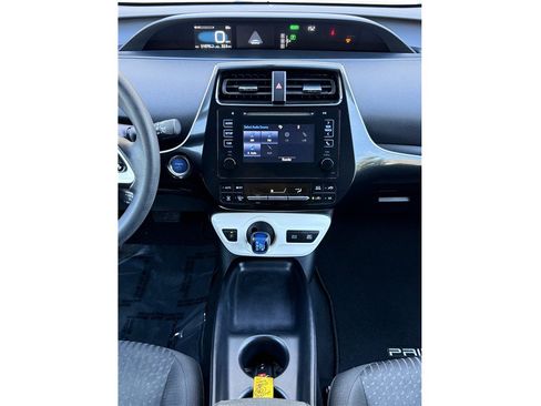 Used 2016 Toyota Prius Two FWD image 12