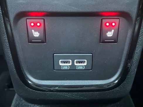 Used 2022 Dodge Charger R/T w/ Daytona Edition Group image 16