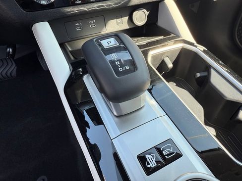 New 2026 Mitsubishi Outlander SE AWD/4WD image 29