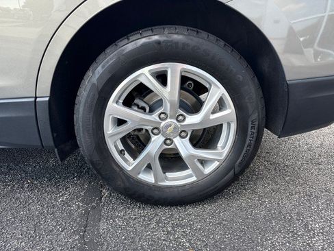 Used 2018 Chevrolet Equinox Premier FWD image 11