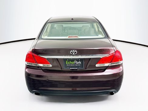 Used 2011 Toyota Avalon Limited FWD image 7