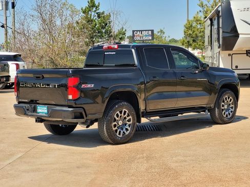 Used 2026 Chevrolet Colorado Z71 w/ Technology Package AWD/4WD image 4