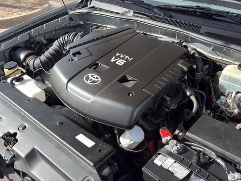 Used 2007 Toyota 4Runner SR5 image 9