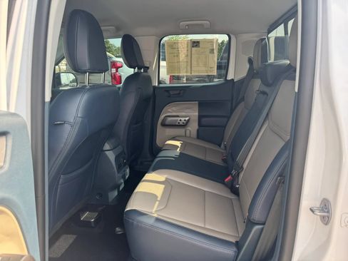 Used 2025 Ford Maverick Lariat w/ 4K Tow Package AWD/4WD image 8