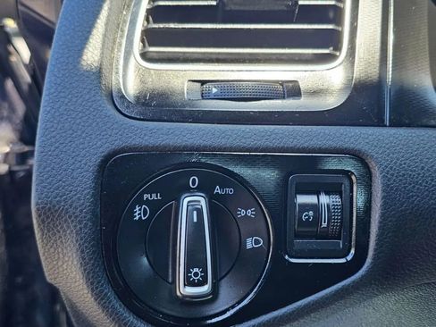 Used 2017 Volkswagen GTI S FWD image 15