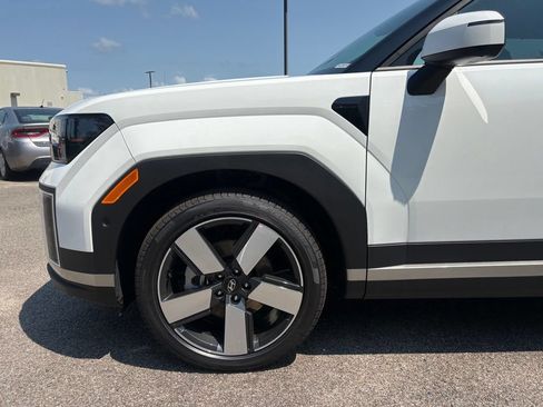 New 2026 Hyundai Santa Fe Limited FWD image 8