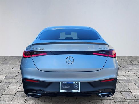 Certified 2025 Mercedes-Benz GLC 300 4MATIC image 6