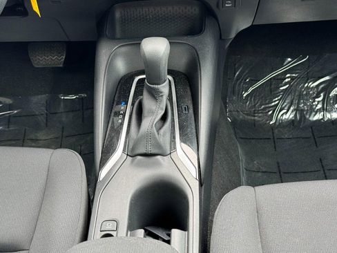 Used 2025 Toyota Corolla LE image 14