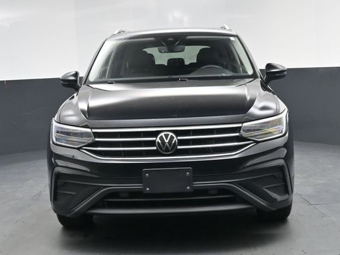 Used 2022 Volkswagen Tiguan SE image 11